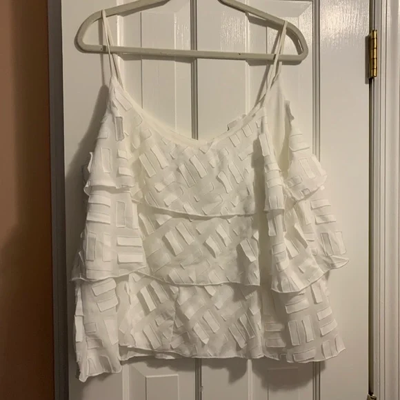 NWT!! Anthropologie Amadi White Ruffled Tank - Picture 5 of 5